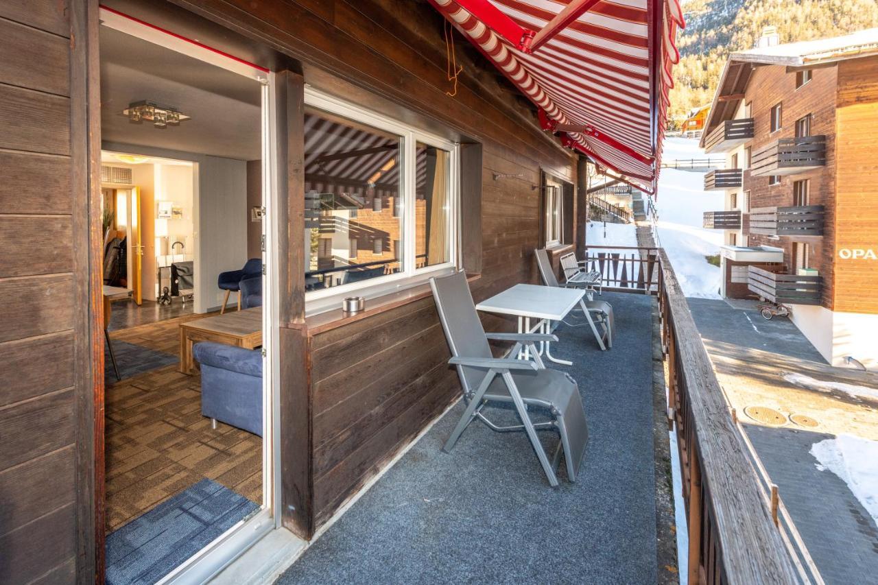 Apartment Eggeri - Das Sportliche Grächen Exterior foto